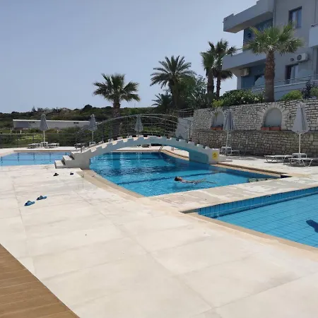 Oasis Scaleta 3*